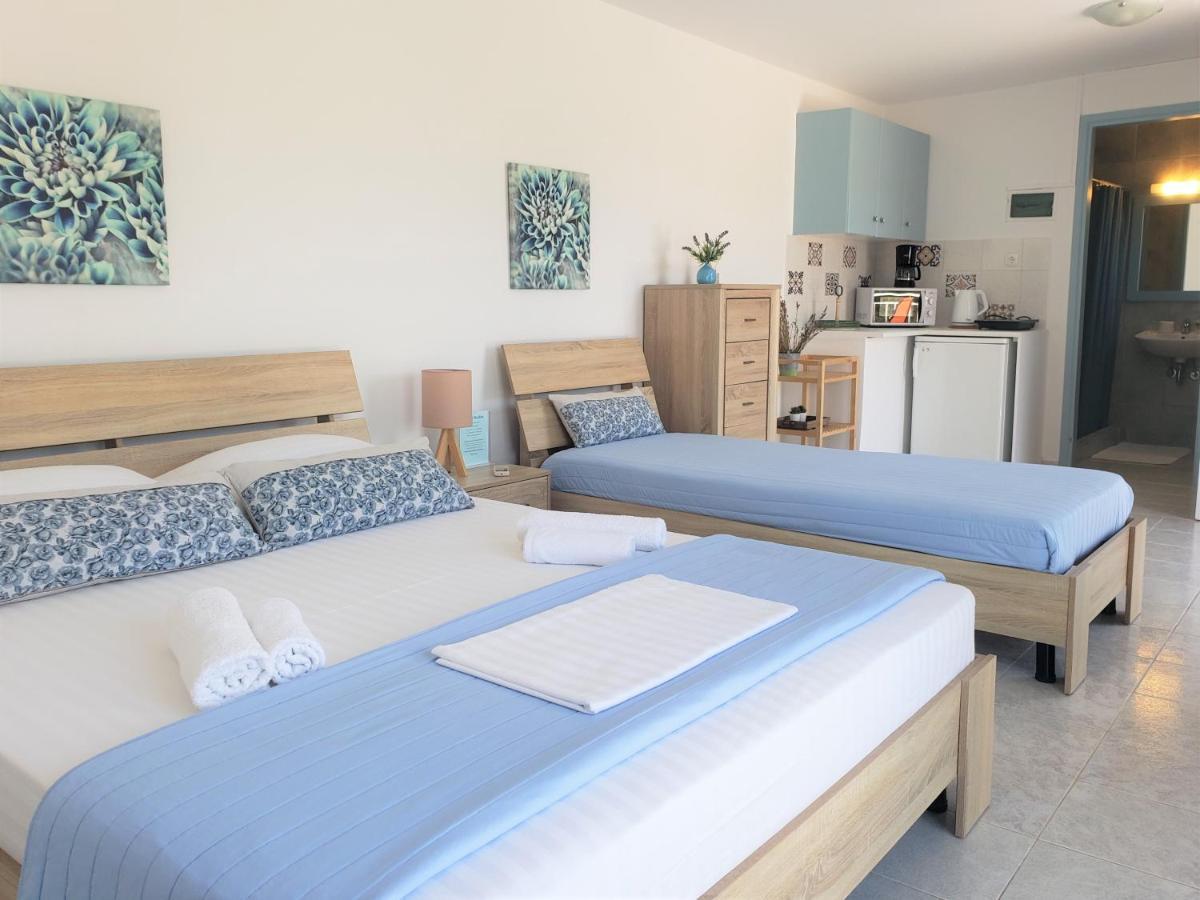 Malibu Studios & Apartments Lászi Kültér fotó